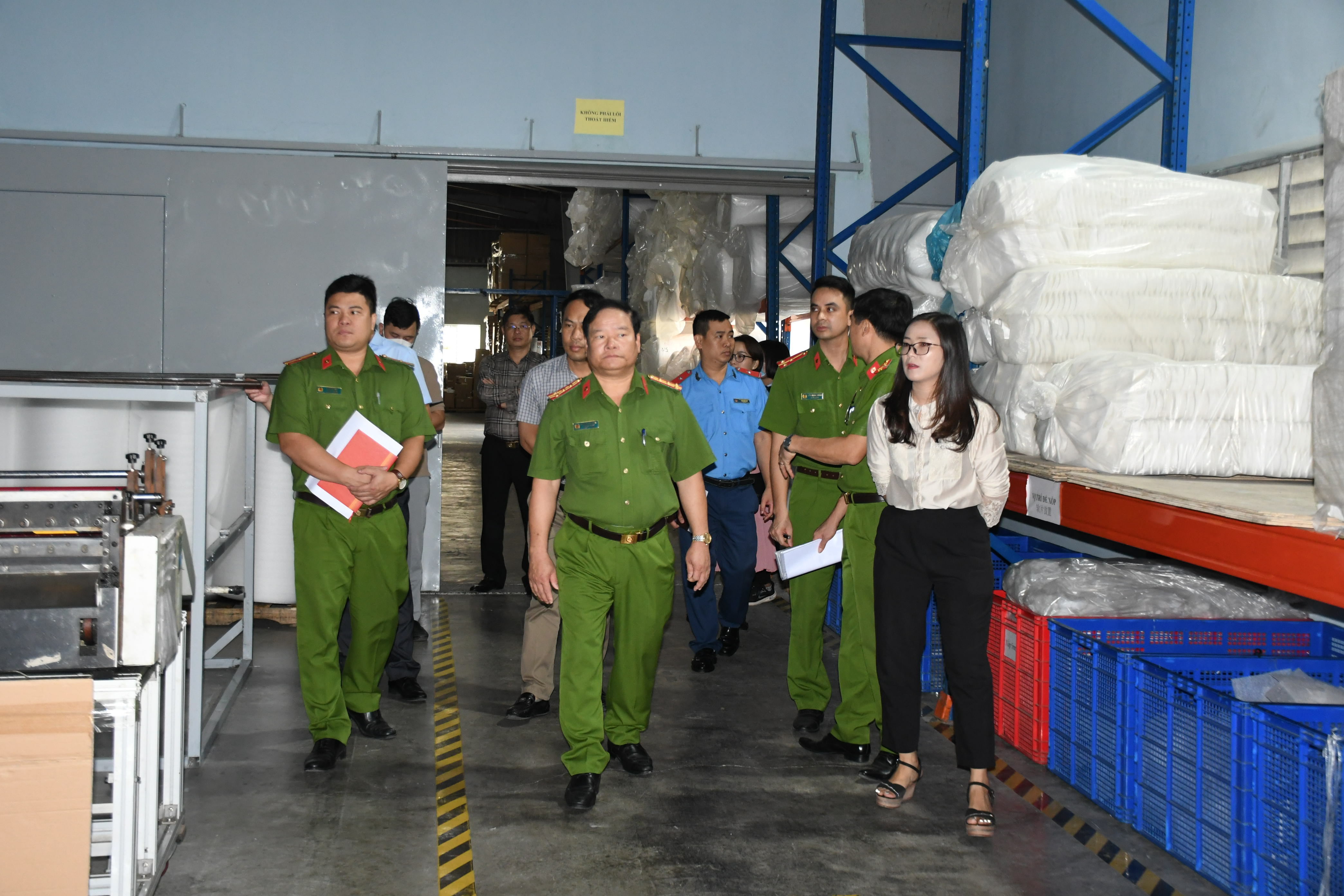 Công ty TNHH Aroma Bay Candles cam kết sớm khắc phục các tồn tại về PCCC